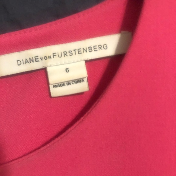 Pink Dianne Von Fursentenburg size 6 - Picture 3 of 4